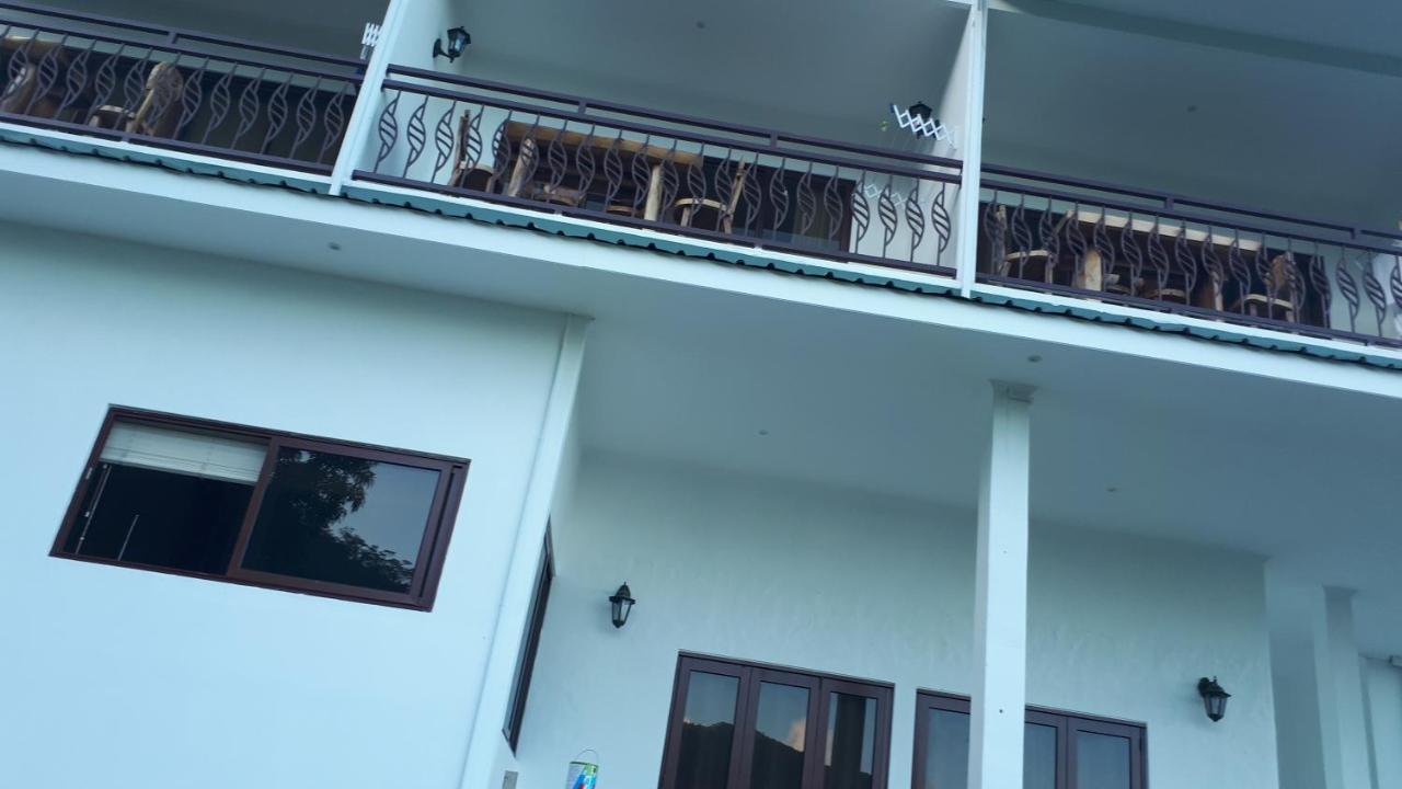 Tama'S Holiday Apartment Victoria Exterior foto